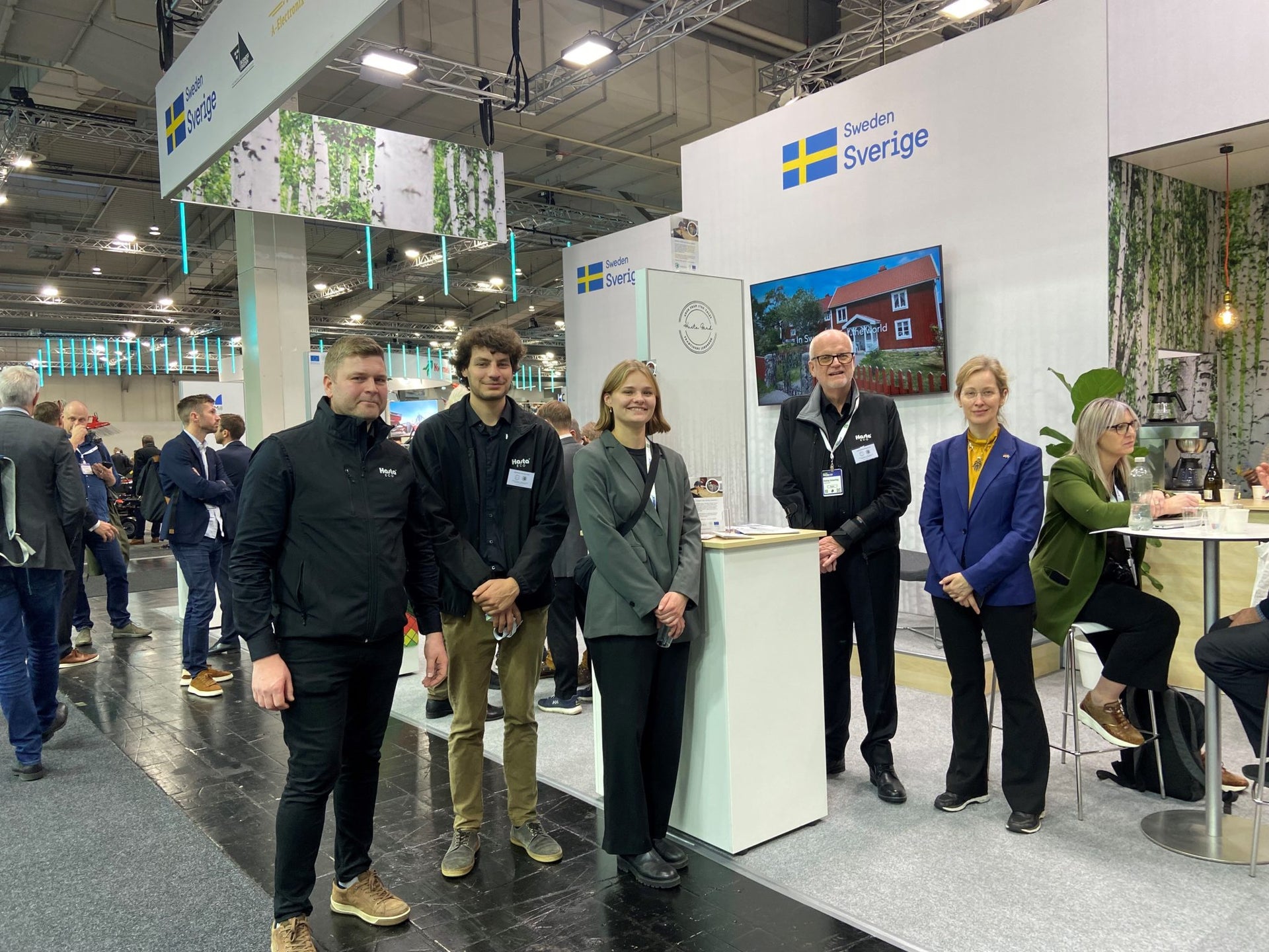 Hasta Eco på Agritechnica: Banbrytande Torksystem drar Stor Uppmärksamhet